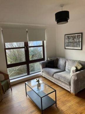 5 Roslin Place